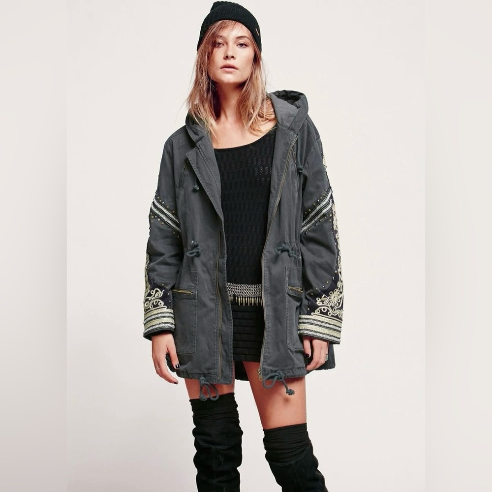 🌟 RARE! FREE PEOPLE Golden Quills Military Jacket in XS!